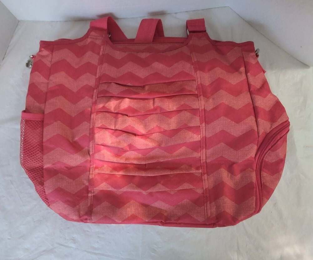 Thirty-One All Pro Tote in Coral Punch Chevron Gym Yoga Bag